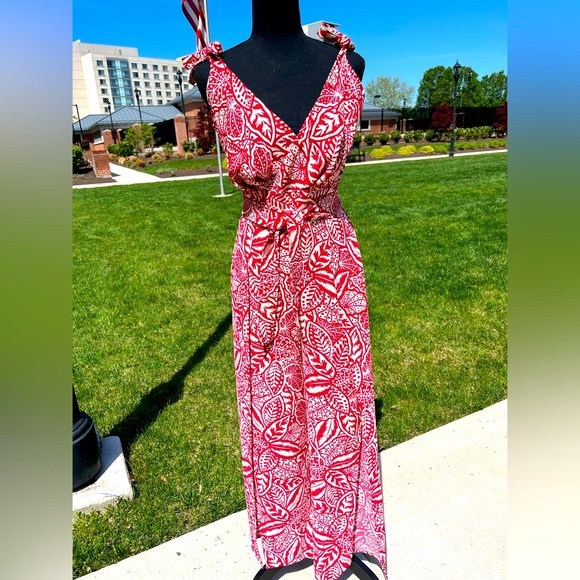 Summer Wide Leg Split Flowy Jumpsuit pit to pit 18in to 21in ONE SIZE fits S/M/L - Picture 1 of 2